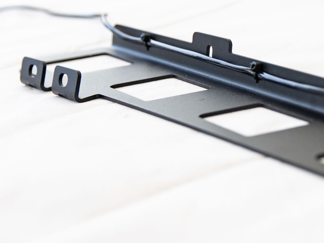 Ridge Mount 1500mm Kit
