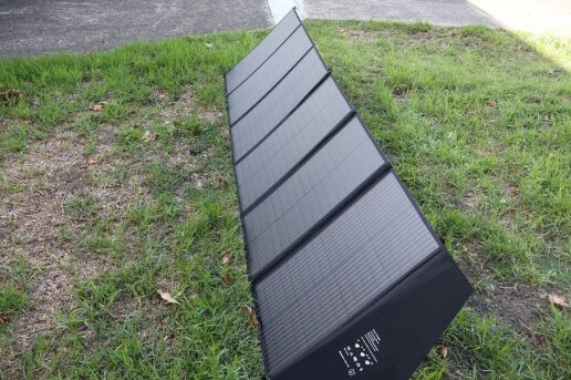 folding solar panel 300 watts